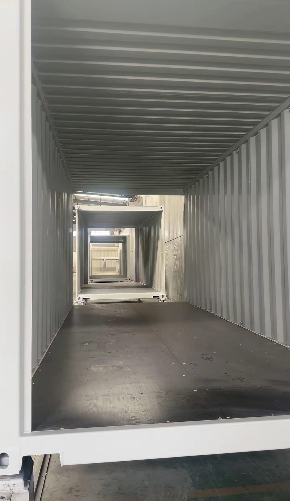 Linea di verniciatura a spruzzo per container