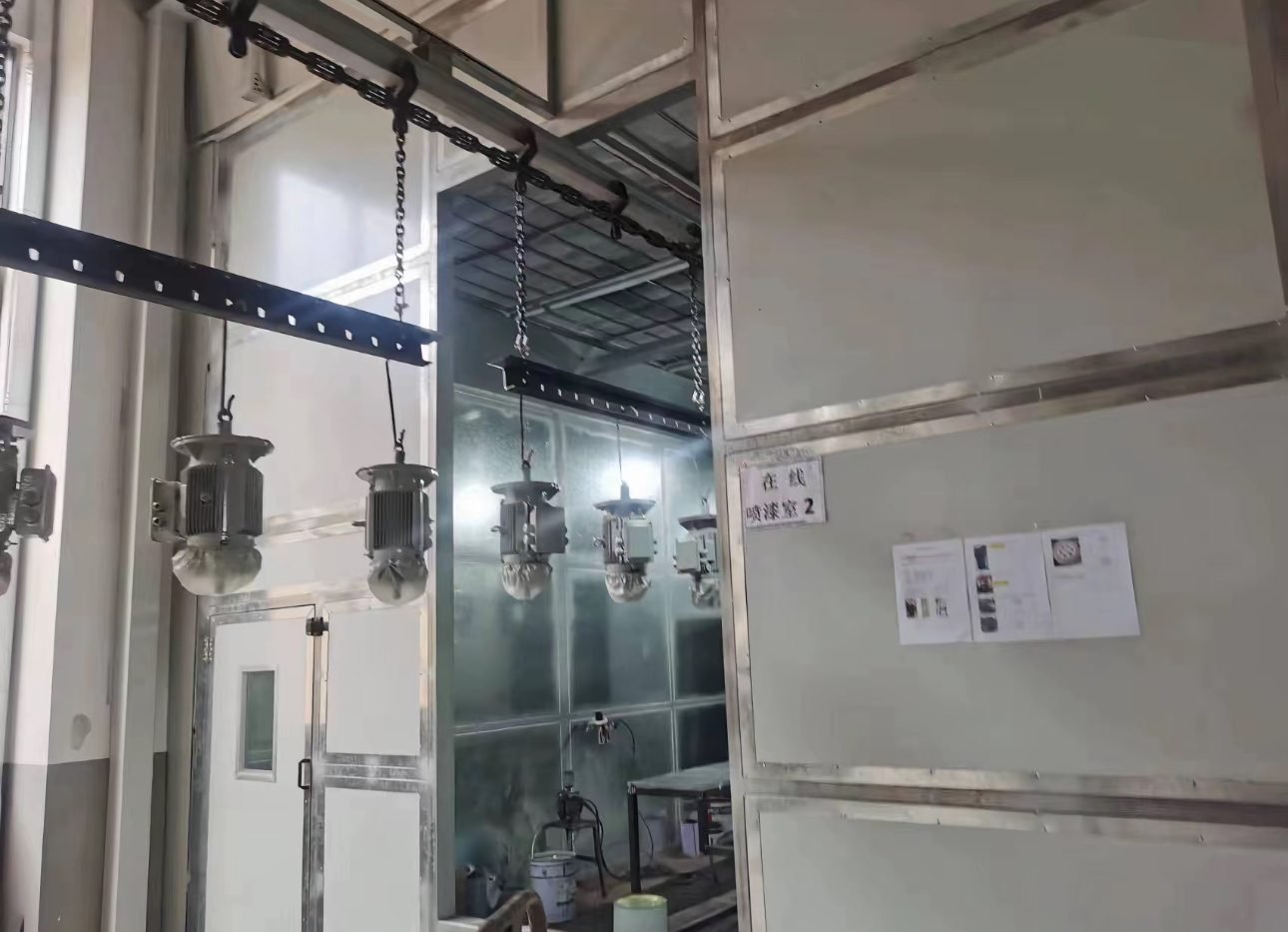 Línea de pintura para piezas de motor y eléctricas